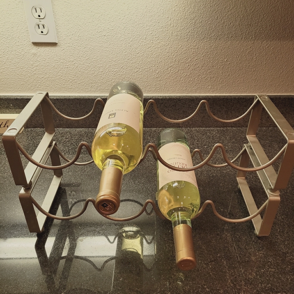 Set of 2 wine racks